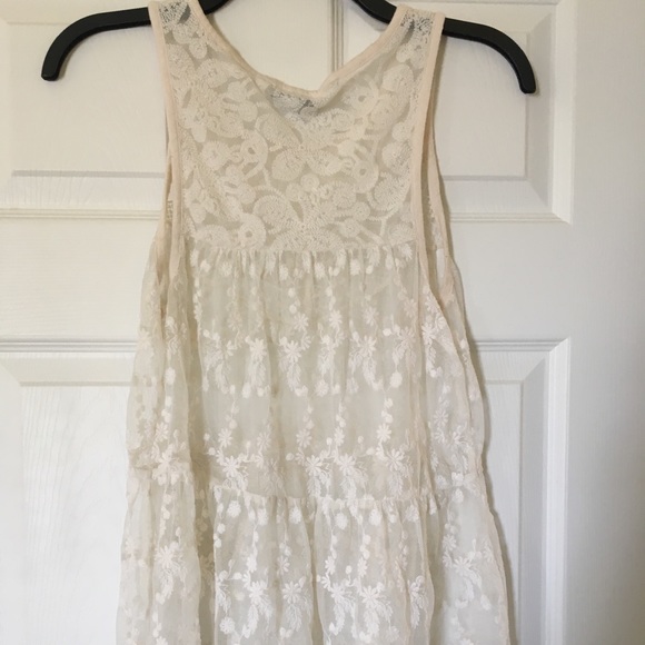 Lace flowy tank top - Picture 6 of 7